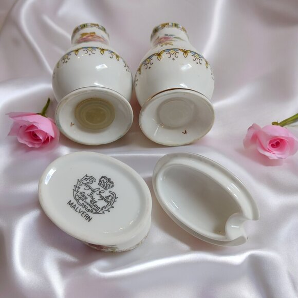 Royal Grafton Malvern Fine Bone China Four Piece Cruet Salt Pepper Shaker Set - Picture 4 of 16